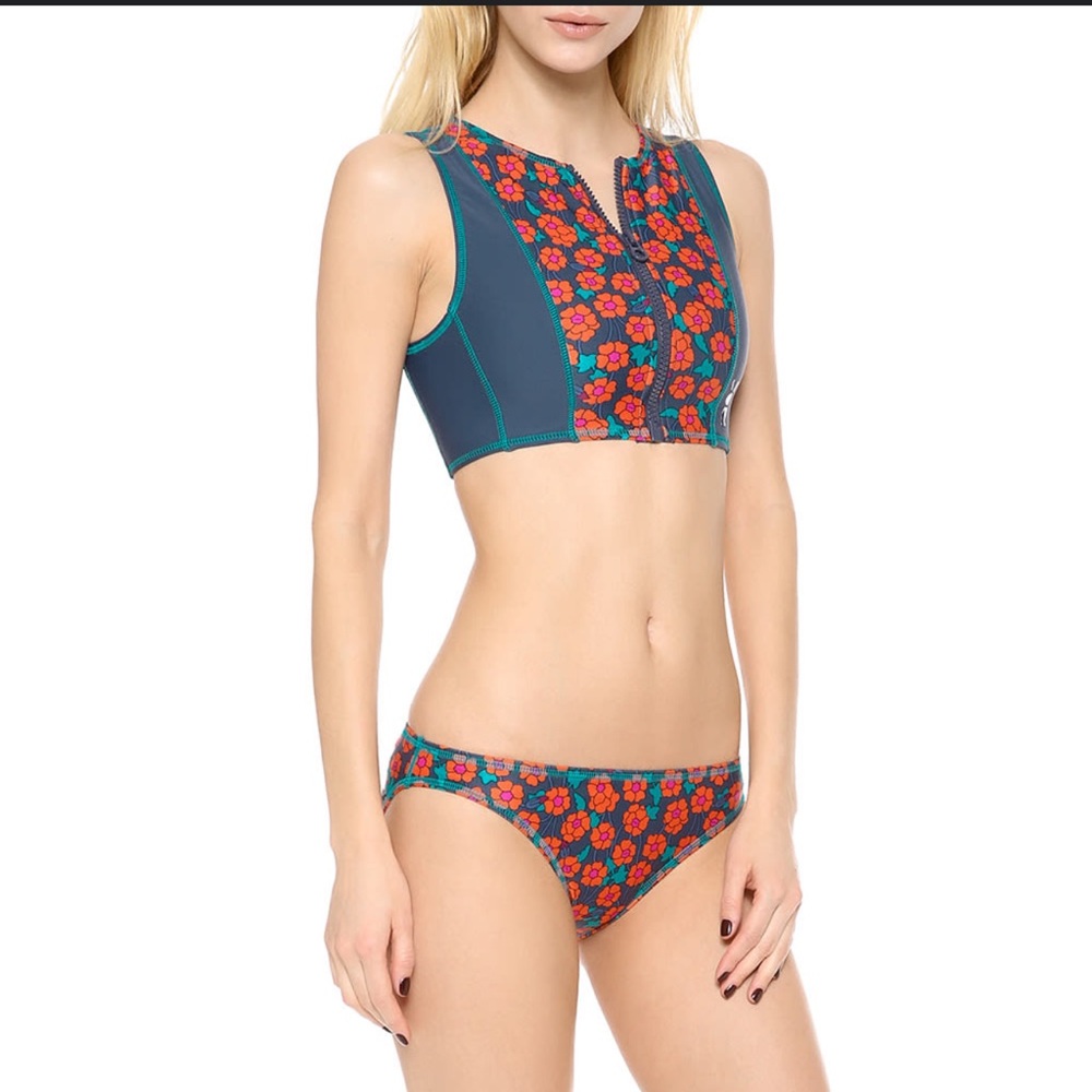 Marc Jacob Two Piece Diver Loom Swimsuit bikini set size small blue and orange